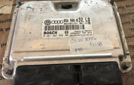 06A 906 032 LQ Volkswagen VW Golf or Jetta 2003 ecm ecu computer