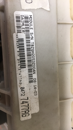 P04727477AG Dodge Caravan or Chrysler T&C bcm body control module 2004
