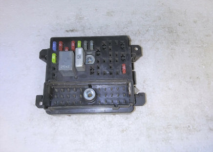 22697019 Pontiac Grand Am 2003-2005 fuse junction box