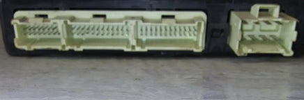 10390402 Pontiac Torrent or Equinox 2005-2006 bcm body control module
