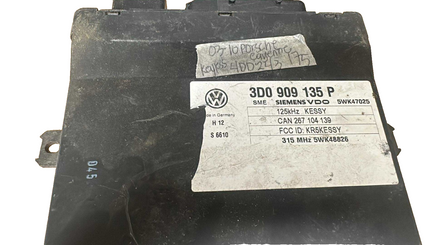 3D0 909 135 P Porsche Cayenne 2003-2010 keyless control module computer