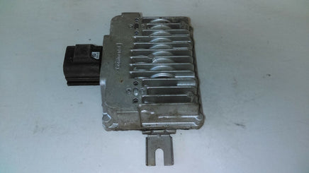 2010-2013 Land Rover Range Rover fuel pump control module 7H42-9D372-AA