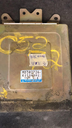 MD302726 Mitsubishi Mirage or Eagle Summit 1994-1995 ECM ECU computer