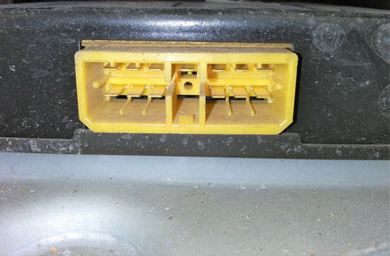 1985-1988 Mitsubishi Mirage tcm transmission computer MD724676