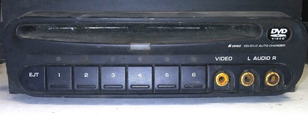 P05094033AA DVD CD player 2002-2007 Dodge Caravan or T&C