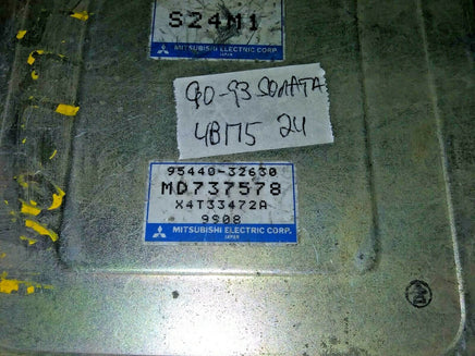1990-1993 Hyundai Sonata tcm transmission computer MD737578