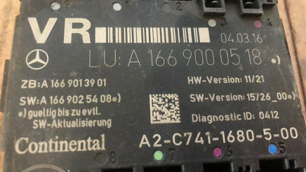 2017-2019 Infiniti QX30 front door control module A 166 900 05 18
