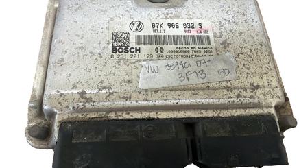 07K 906 032 S Volkswagen VW Jetta 2007 ecm ecu computer