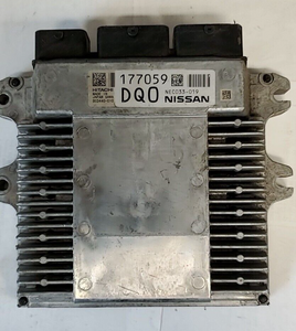 NEC033-019 Nissan or Infiniti ecm ecu computer