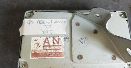 1999 Nissan Maxima transmission control module A64-000 R8L
