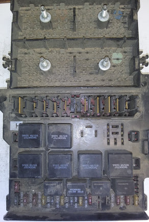 P4707797 Dodge Caravan or T&C 1996 fuse junction box module