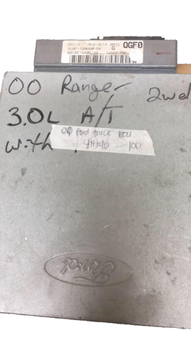 YL3F-12A650-SA  Ford Truck ecm ecu computer 2000  **TESTED**