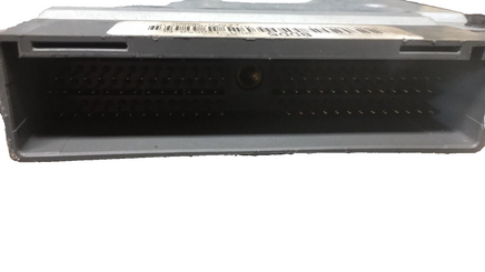 8U0 907 115 L Audi Q3  engine control module