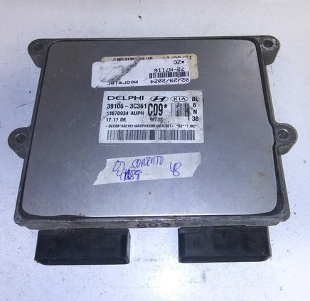 39106-3C361 ecm ecu computer 2007 Kia Sorento