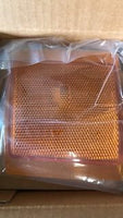 1994-1998 Chevy Truck right lower side marker light lamp GM2551144 **New**