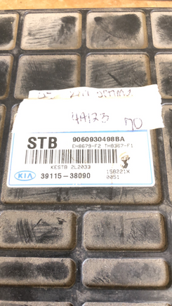 39115-38090 ecm ecu computer 2005 Kia Optima