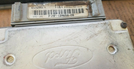 F1MF-12A650-CB Lincoln Town Car 1991-1992 control module computer