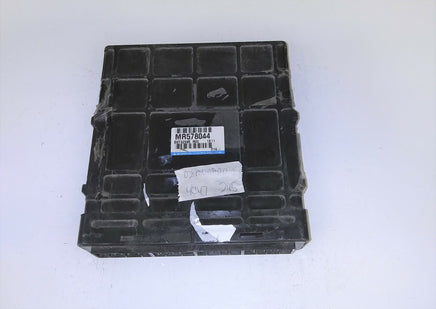 2002 Mitsubishi Montero ecm ecu computer MR578044