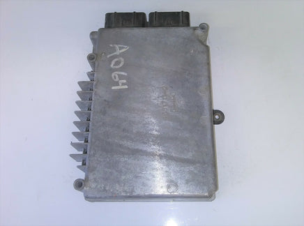 P04606235 Dodge Avenger 1995-1997ecm ecu computer