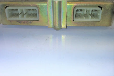 MD107598 ecm ecu computer 1987-1989 Mitsubishi Montero