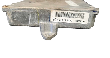44031163