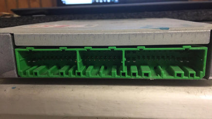 1996 Chevrolet Geo Metro ecm ecu computer 33920-52GF1