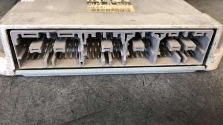 KLP2 18 881E ECM ECU computer 1999-2000 Mazda Millenia