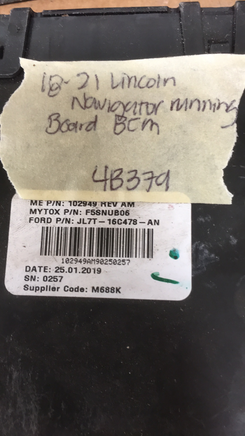 JL7T-16C478-AN Lincoln Navigator Body control module 2018-2021