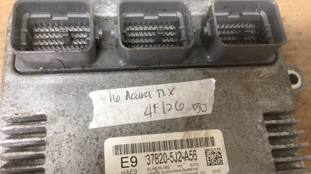 37820-5J2-A56 Acura TLX ecm ecu computer 2016
