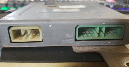 1987 Mazda B2600 ecm ecu computer E2T01975