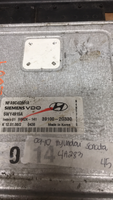 39100-2G330 Hyundai Sonata engine computer 2009-2010