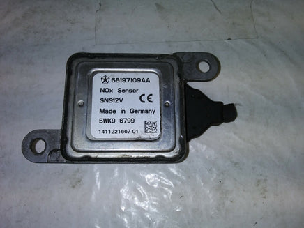 2014-2015 Dodge Ram 3500 4500 NOX sensor control module 68197109AA