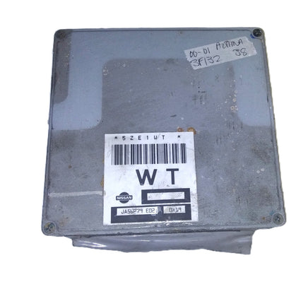 JA56P79 E02 ECM ECU computer 2000-2001 Nissan Altima
