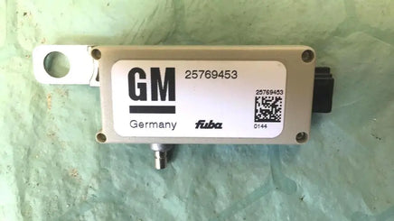 25769453  Cadillac CTS 2008-2009 Antenna Amplifier Module **NEW**