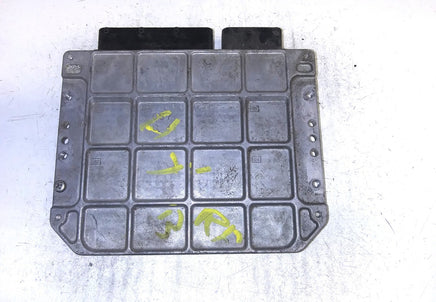 89981-30050 ecu ecm computer Toyota Crown or Majesta Hybrid