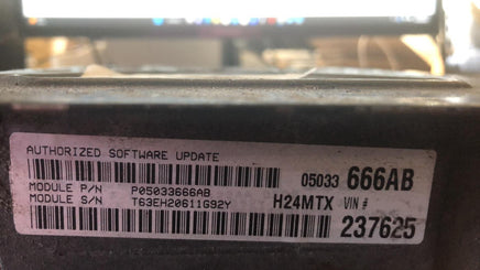 P05033666AB Chrysler PT Cruiser 2002 ecm ecu computer