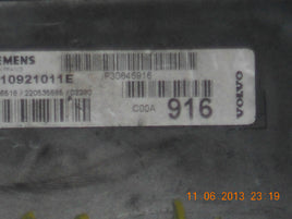 S110921011E Volvo S40 2001-2003 ecm ecu computer