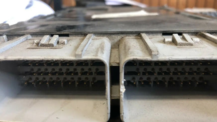 P04727280AB ecm ecu computer 2000 Dodge Caravan or Town and Country