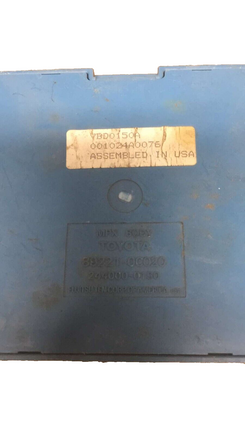 89221-0C020 Toyota Sequoia Multiplex Control Module 2001-2004