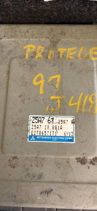 Z5A7 18 881A Mazda Protege 1997-1998 ecm ecu computer