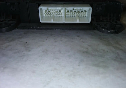 2009-2015 Toyota Prius AC air conditioner amplifier 88650-47061