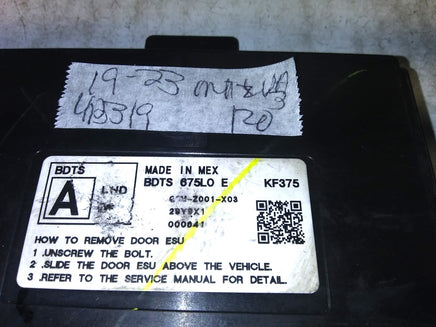 BDTS 675L0 E Mazda 3 Mazda3  door control module computer
