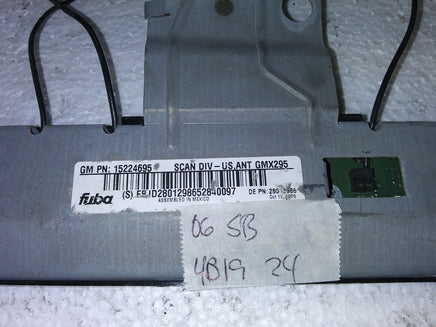 15224695 Cadillac STS 2006 antenna module