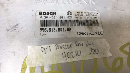 996.618.601.02 Porsche Boxster Engine control module 1997