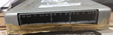 Z5A8 18 881D Mitsubishi  ecm  ecu computer