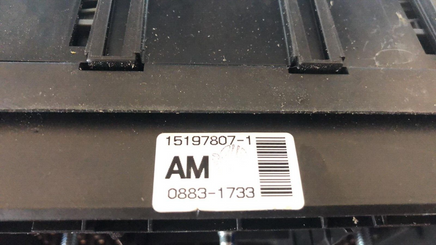 2003 Chevy Trailblazer or GMC Envoy fusebox control module 15197807-1