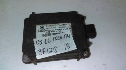2003-2006 Audi A4 Homelink garage door transmitter 8E0 909 511A