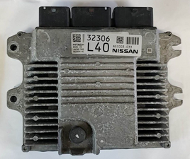 NEC003-033 Nissan Juke  2012-2014 ecm ecu computer