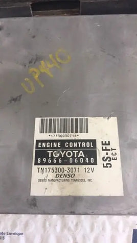 89666-06040 Toyota Camry 2000-2001 ecu ecm computer