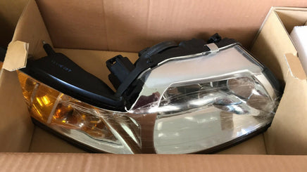 1999-2004 Ford Mustang right headlight light lamp F02503160 **New**